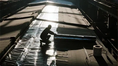 Poseu-vos el vestit d'aïllament de l'edifici, aquest material permet la refri...