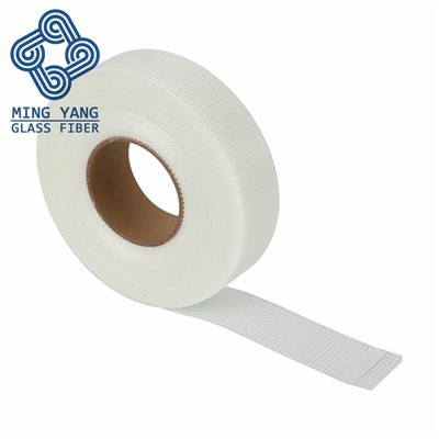 Malla de fibra de vidre auto{0}adhesiva